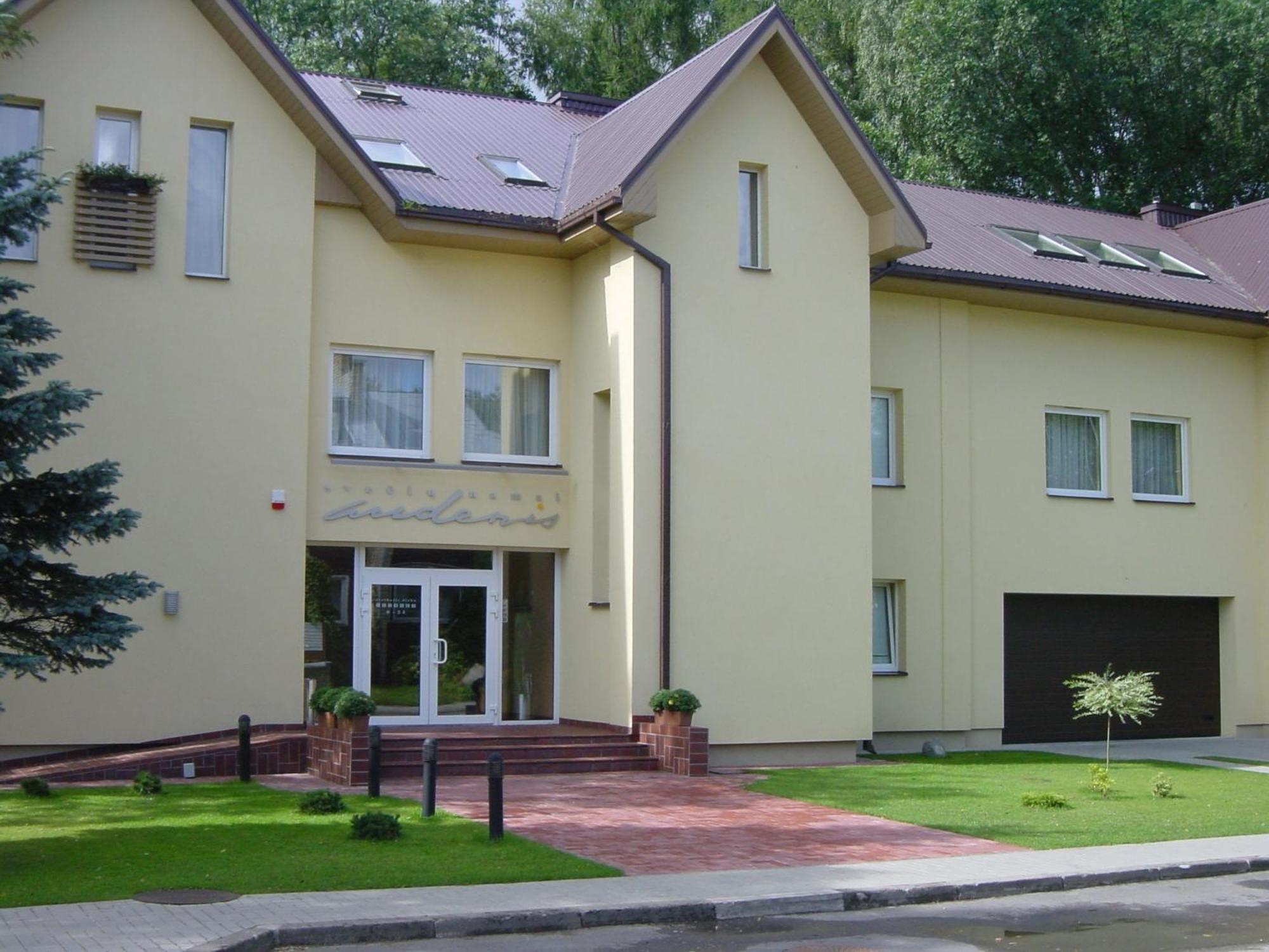 Hotel Audenis Birstonas Bagian luar foto