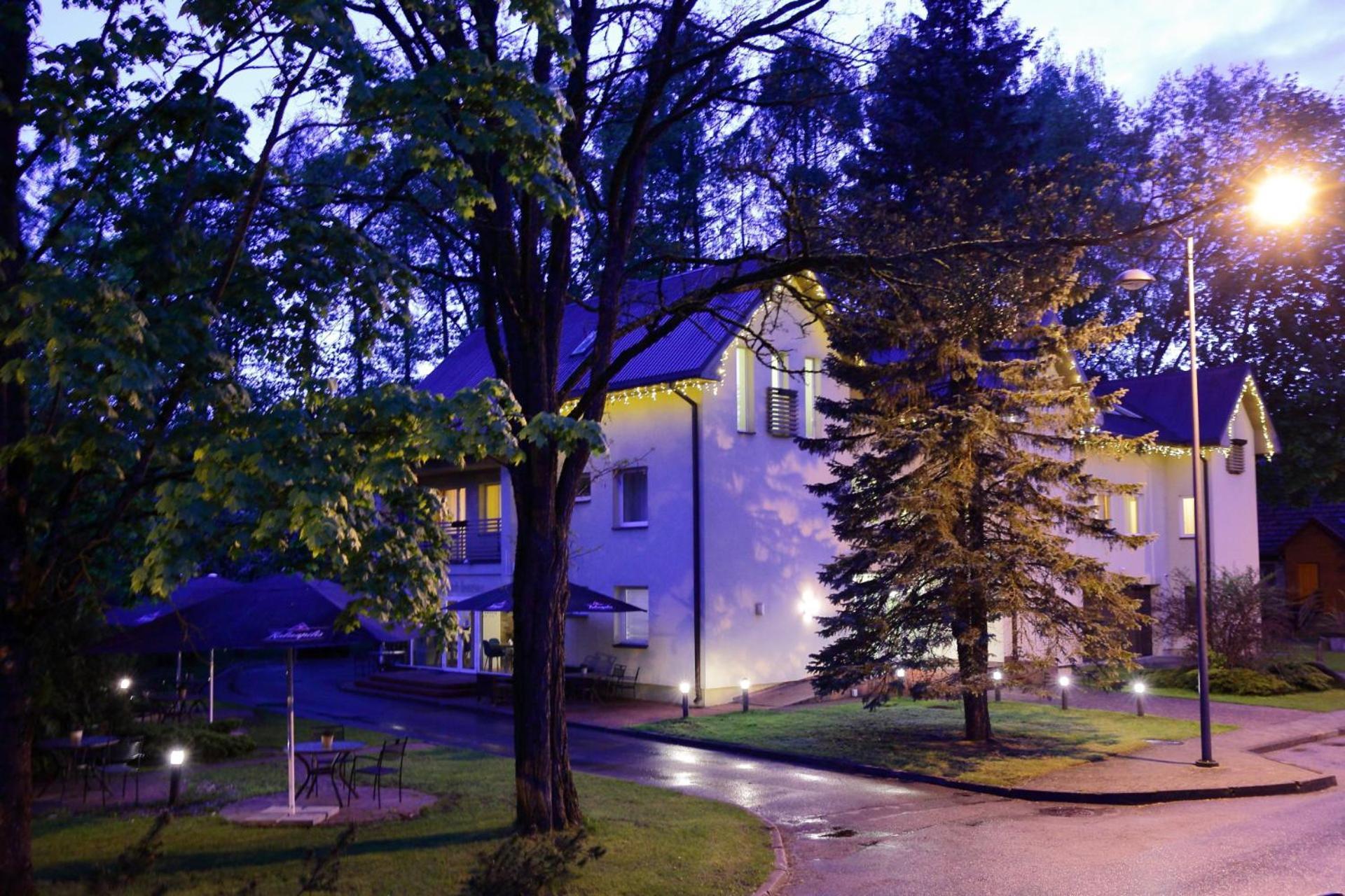 Hotel Audenis Birstonas Bagian luar foto