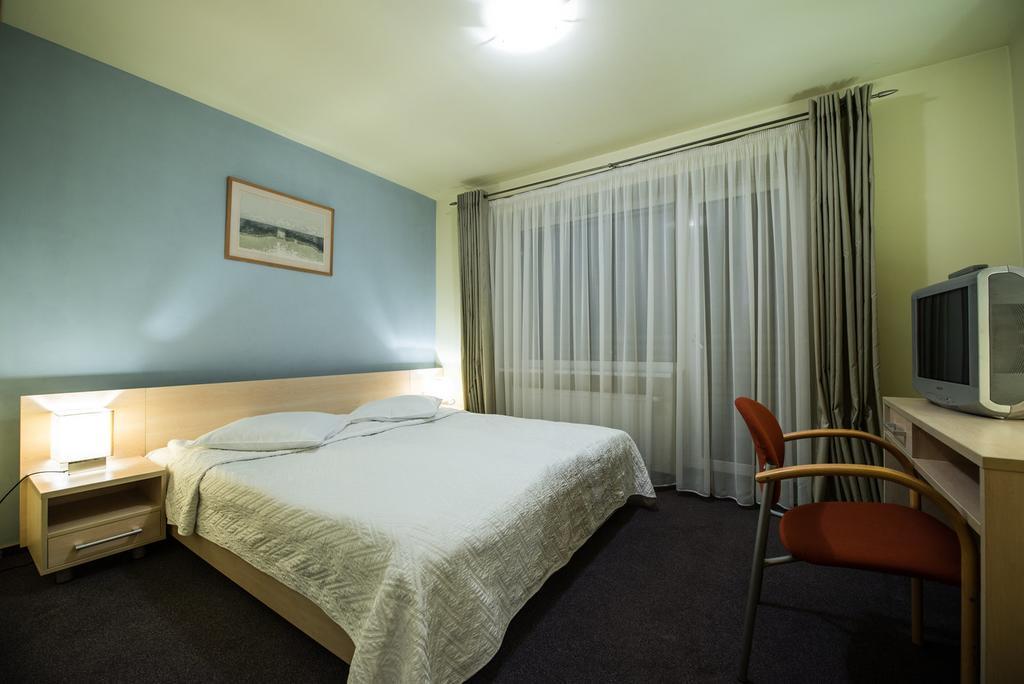 Hotel Audenis Birstonas Bagian luar foto