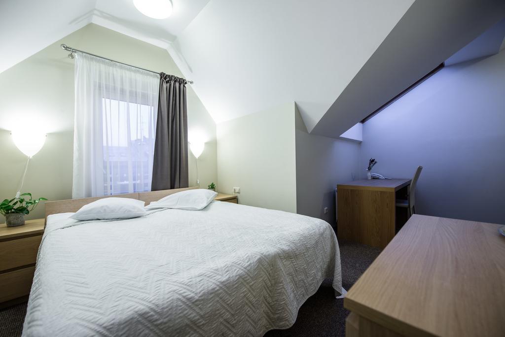 Hotel Audenis Birstonas Bagian luar foto